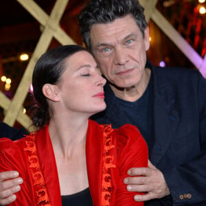 Exclusif - Fabrice Aboulker, Marc Lavoine et Marie Agnès Gillot (Chorégraphe des danses du spectacle) - Première séance de travail à l'occasion de la présentation du casting du premier spectacle musical "Les souliers rouges", créé par M.Lavoine et F.Aboulker, qui sera pour la première fois sur scène au théâtre Luxembourg de Meaux le 25 janvier 2020, avant de s'installer 3 mois à partir du 31 janvier 2020 aux Folies Bergère à Paris. Le 17 octobre 2019 Les Souliers Rouges raconte l'histoire d'Isabelle, une jeune fille au coeur pur, qui monte à Paris pour tenter d'accomplir son rêve : devenir une danseuse Etoile. Elle croise la route de Victor, chorégraphe réputé de l'Opéra de Paris, qui a décidé de se lancer dans un projet insensé : monter le ballet maudit " Les Souliers Rouges ". La légende dit que le diable hante depuis toujours lescouloirs de l'Opéra au sujet de ce ballet, et qu'il aurait caché une paire de ballerines rouges. Ces chaussons magiques portent en eux un piège : " Celle qui les chaussera connaîtra la renommée mais devra renoncer à l'amour, sinon la malédiction sera terrible "... Ce spectacle sera une succession féerique de tableaux chantés et dansés qui parlent d'amour, de rêve, de danse, d'art, d'ambition dévorante, de poésie... © Veeren / Bestimage