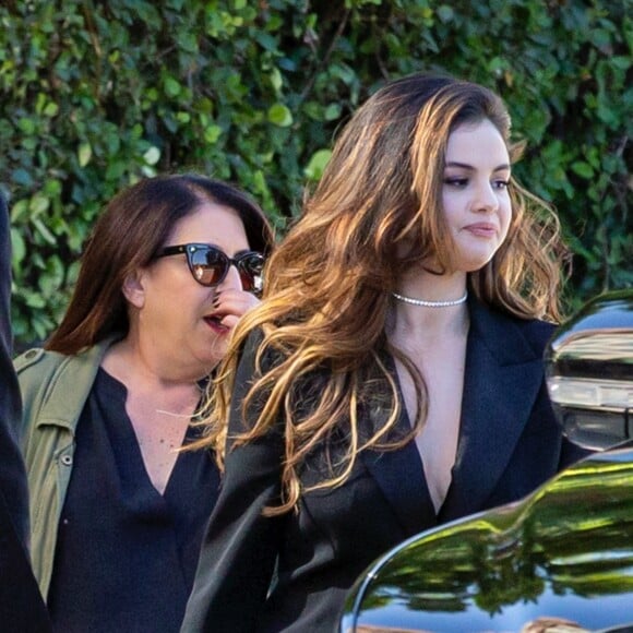 Exclusif - Selena Gomez se rend à un rendez-vous professionnel aux Studios Burbank à Burbank en Californie, le 23 octobre 2019.