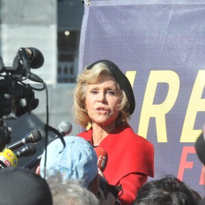 Jane Fonda participait pour la deuxième semaine à une manifestation pour le climat devant le Capitole à Washington le 18 octobre 2019 avec le mouvement Fire Drill Fridays. Et pour la deuxième semaine, elle a été arrêtée par la police.