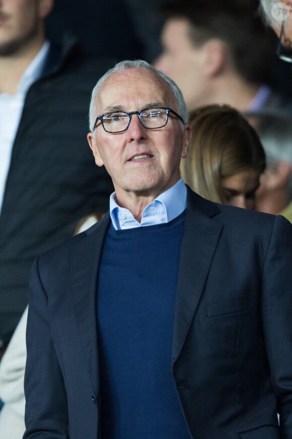 Frank McCourt dans les tribunes lors du match de Ligue 1 "PSG - OM (4-0)" au Parc des Princes, le 27 octobre 2019. © Cyril Moreau/Bestimage