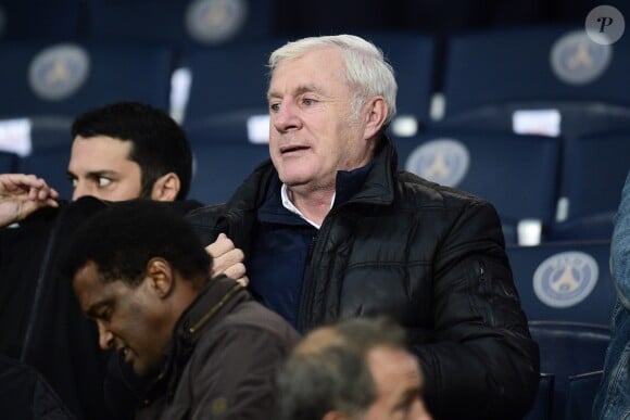 Luis Fernandez dans les tribunes lors du match de Ligue 1 "PSG - OM (4-0)" au Parc des Princes, le 27 octobre 2019.