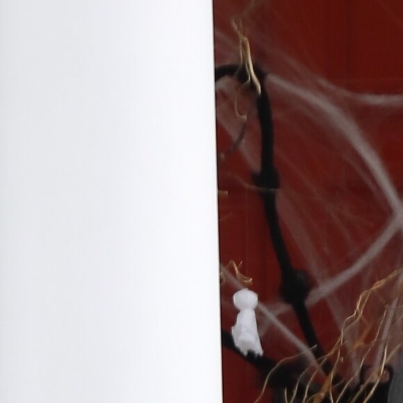 Ben Affleck arrive au domicile de Jennifer Garner à Los Angeles, le 27 octobre 2019.