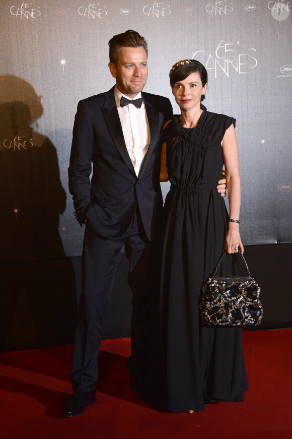 Ewan Mc Gregor, Eve Mavrakis - Photocall du diner d'ouverture du 65ème festival du film de Cannes le 16 mai 2012.