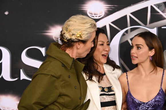 Emma Thompson, Michelle Yeoh et Emilia Clarke assistent à l'avant-première du film 'Last Christmas' à New York, le 29 octobre 2019.