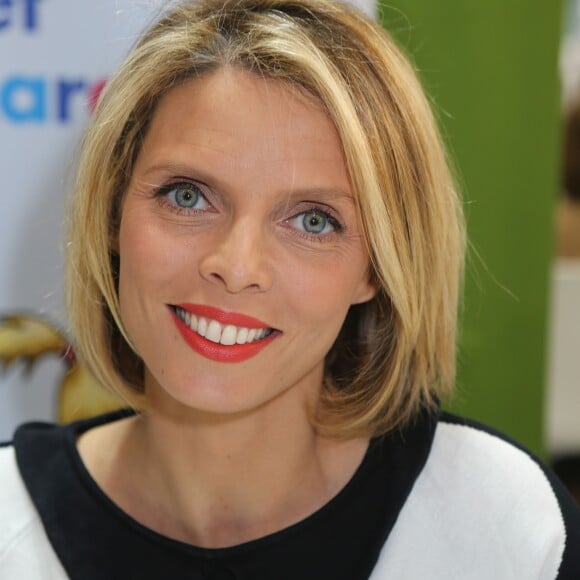 Sylvie Tellier au Salon du Livre 2019 à la Porte de Versailles à Paris du 15 au 18 mars 2019. © Jean-Claude Woestelandt / Bestimage