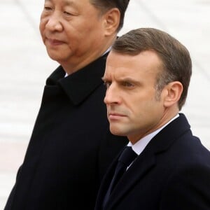 Emmanuel Macron et XI Jinping - Le président de la République populaire de Chine, XI Jinping et sa femme Peng Liyuan accueillent le président de la république française Emmanuel Macron et sa femme la Première Dame Brigitte Macron au Grand Palais du Peuple à Pékin en Chine le 6 novembre 2019. © Dominique Jacovides/Bestimage