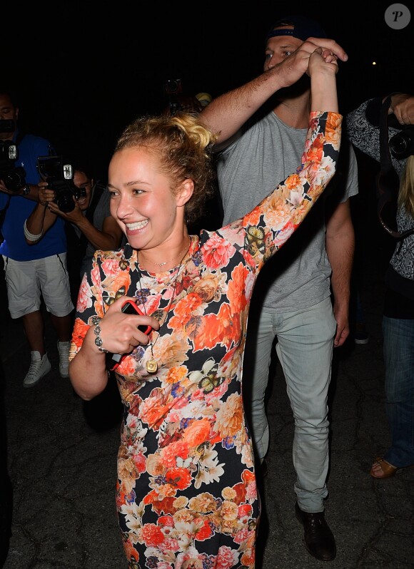 Hayden Panettiere et un ami à la sortie du restaurant "Craig's" à Los Angeles, le 2 août 2018.