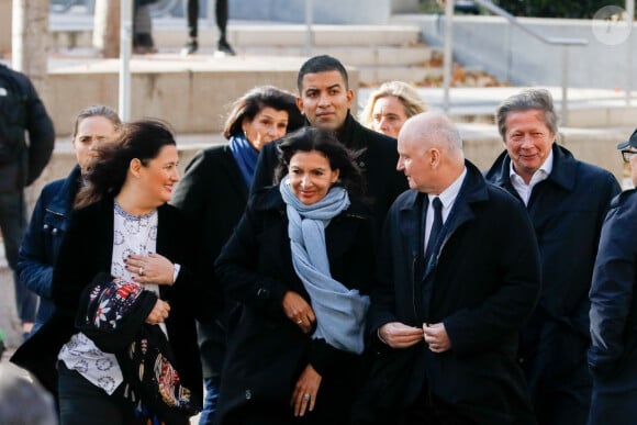 La maire de Paris Anne Hidalgo et Christophe Girard - Arrivées aux obsèques de Marie Laforêt en l'église Saint-Eustache à Paris. Le 7 novembre 2019.