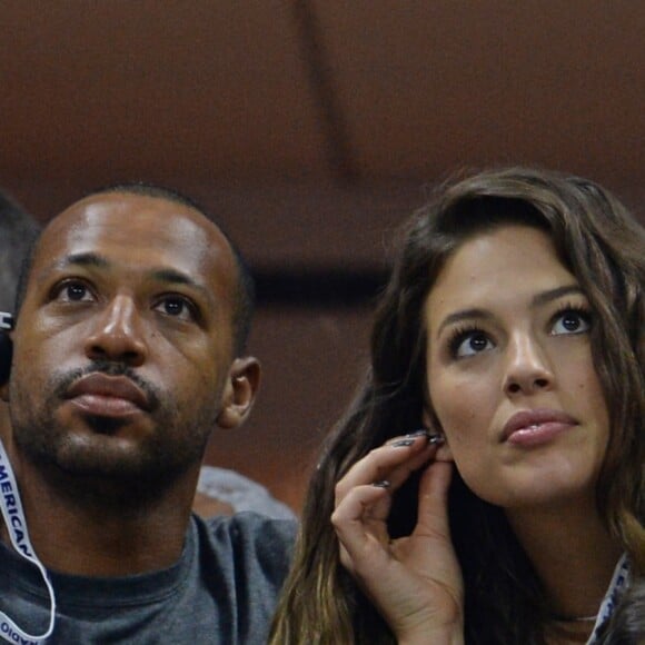 Ashley Graham et son mari Justin Ervin pendant l'US Open 2016 au USTA Billie Jean King National Tennis Center à Flushing Meadow, New York City