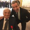 Jean-Paul Belmondo avec Michel Creton à l'Elysée le 8 novembre 2019. L'acteur a reçu les insignes de grand officier de la Légion d'honneur.