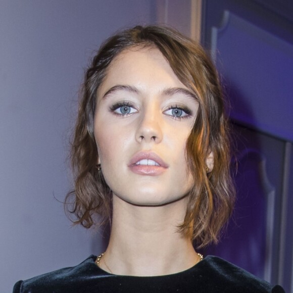 Iris Law au Dîner de gala de l'association AEM (Un Avenir pour les Enfants du Monde) au bénéfice des enfants du Rwanda organisée par B.Djian au Pavillon Ledoyen à Paris, France, le 11 décembre 2018. © Olivier Borde/Bestimage