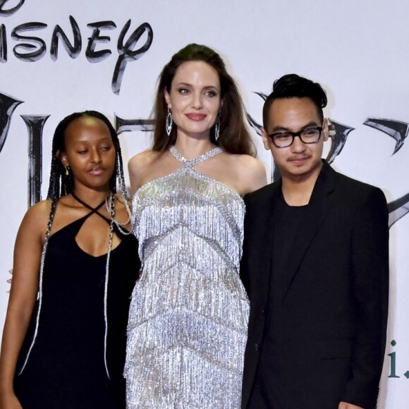 Zahara Jolie-Pitt, Angelina Jolie et Maddox Jolie-Pitt à la première du film "Maléfique : Le Pouvoir du mal" au Roppongi Hills Arena à Tokyo, Japon, le 3 octobre 2019.