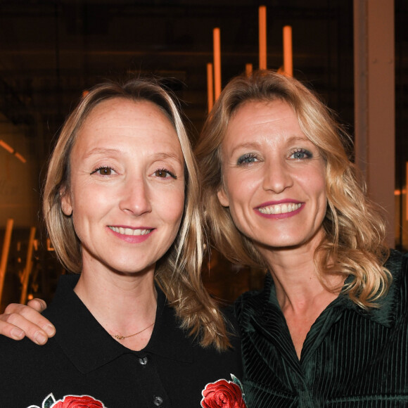 Semi-exclusif - Audrey Lamy enceinte et sa soeur Alexandra Lamy - Remise des Bold Woman Awards by Veuve Clicquot au 3 Mazarine à Paris le 14 novembre 2019. © Coadic Guirec/Bestimage14/11/2019 - Paris