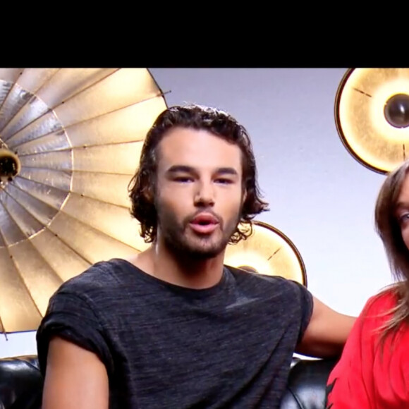 Elsa Esnoult et Anthony Colette dans l'émission "Danse avec les stars 10". TF1. Le 16 novembre 2019.