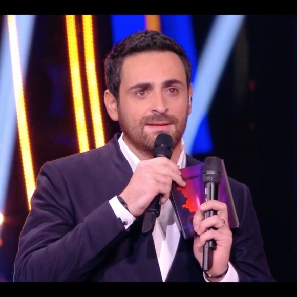 Camille Combal, en larmes dans l'émission "Danse avec les stars 10". TF1. Le 16 novembre 2019.