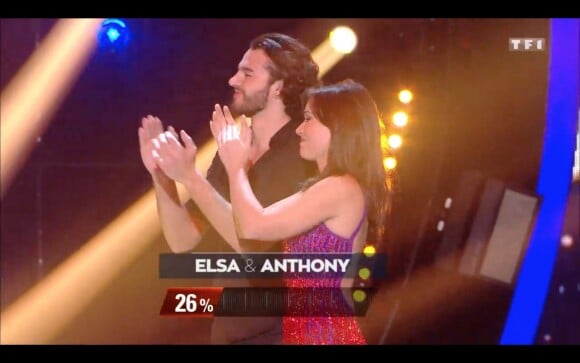 Elsa Esnoult et Anthony Colette dans l'émission "Danse avec les stars 10". TF1. Le 16 novembre 2019.