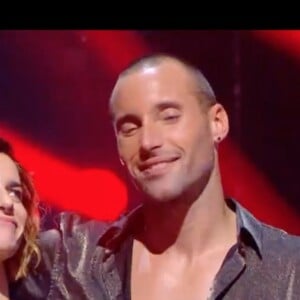 Elsa Esnoult et Anthony Colette, éliminés face à Sami El Gueddari et Fauve Hautot dans l'émission "Danse avec les stars 10". TF1. Le 16 novembre 2019.