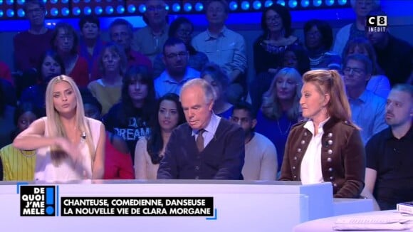 Clara Morgane fait une déclaration à sa fille sur le plateau de "De quoi j'me mêle", sur C8, le 16 novembre 2019.