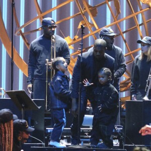 Kanye West réalise un nouveau "Sunday Service" à l'église Lakewood Church à Houston. Le 17 novembre 2019.