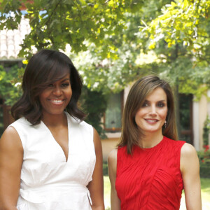 La reine d'Espagne Letizia, reçoit Michelle Obama au palais de la Zarzuela à Madrid, le 30 juin 2016.