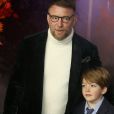 Guy Ritchie et son fils Rafael - Les célébrités assistent à la première de "Frozen 2" à Londres, le 17 novembre 2019.