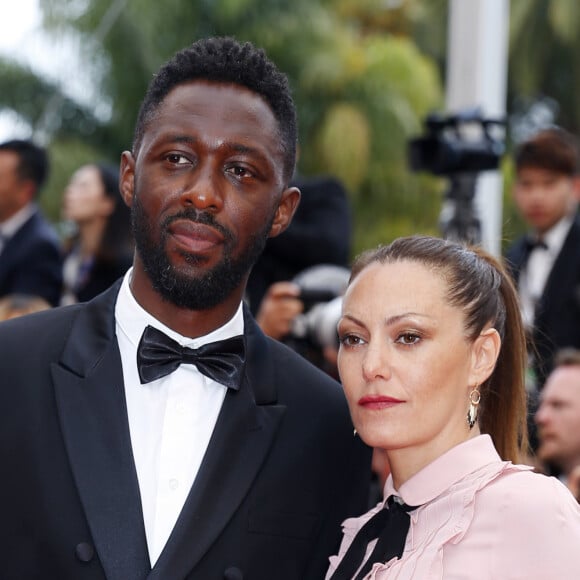 Mariage - Thomas Ngijol s'est marié avec Karole Rocher - Karole Rocher et son compagnon Thomas N'Gijol - Montée des marches de la cérémonie de clôture du 69ème Festival International du Film de Cannes. Le 22 mai 2016. © Olivier Borde-Cyril Moreau/Bestimage 