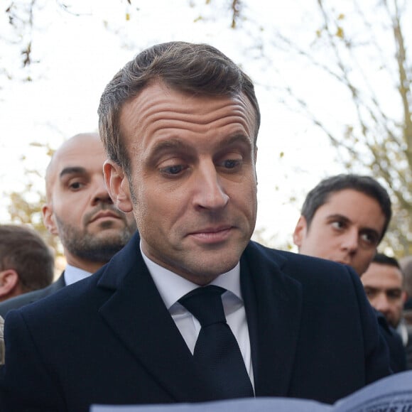 Le président Emmanuel Macron inaugure le nouveau pôle universitaire de la Citadelle et échanges avec des étudiants à l'Université de Picardie Jules Vernes à Amiens le 21 novembre 2019. © Isa Harsin / Pool / Bestimage