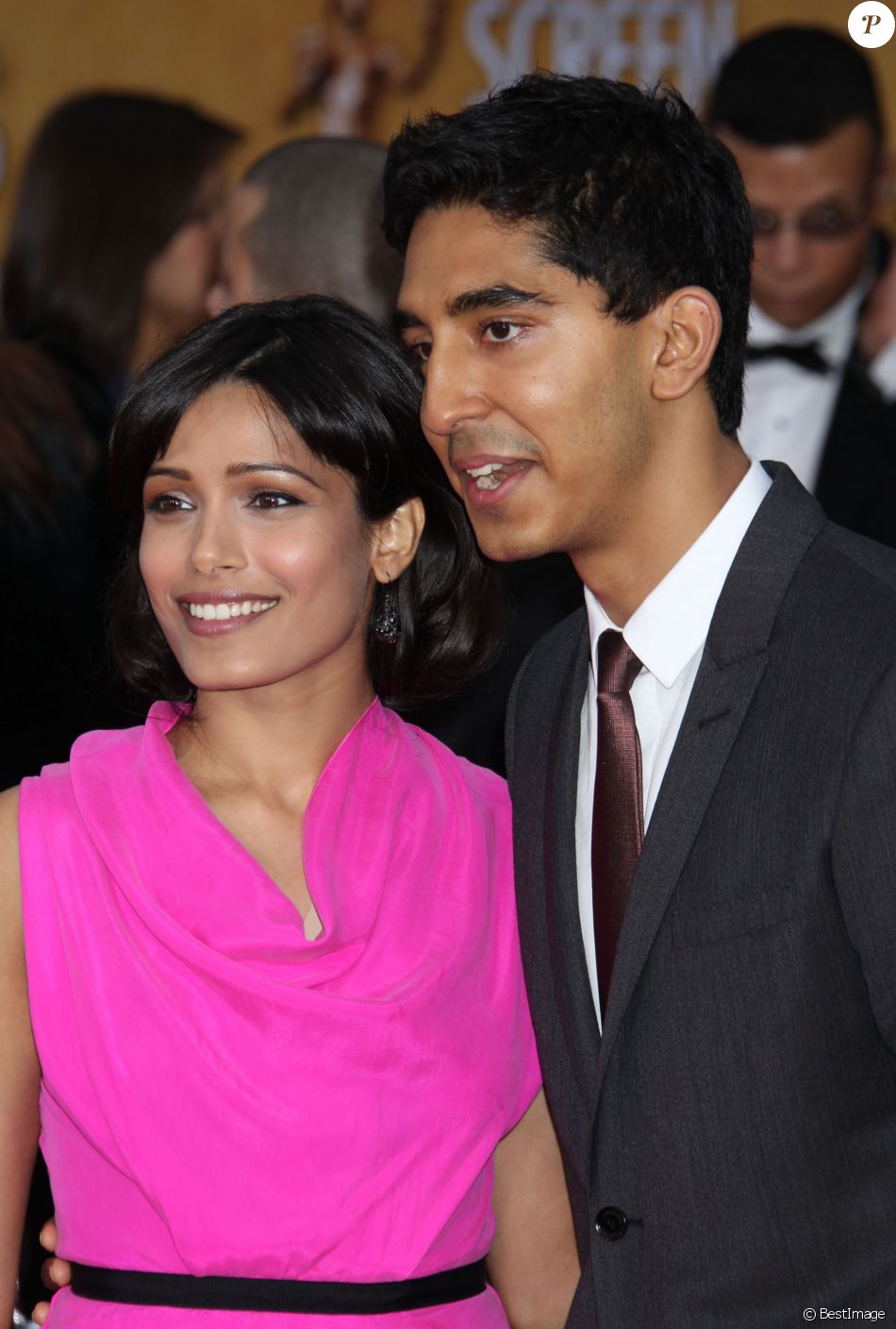 Freida Pinto et Dev Patel - Cérémonie des SAG Awards 2013. Los Angeles ...