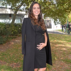 Anouchka Delon enceinte - Arrivées au défilé Elie Saab "Collection Prêt-à-Porter Printemps/Eté 2020" lors de la Fashion Week de Paris (PFW), le 28 septembre 2019. © Veerren Ramsamy - Christophe Clovis / Bestimage