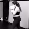 Anouchka Delon, enceinte, lors d'un cours de boxe. Instagram le 22 novembre 2019.