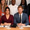 Le prince Harry, duc de Sussex, et Meghan Markle, duchesse de Sussex, participent à une réunion sur l'égalité des genres avec les membres du Queen's Commonwealth Trust (dont elle est vice-présidente) et du sommet One Young World au château de Windsor, le 25 octobre 2019. P