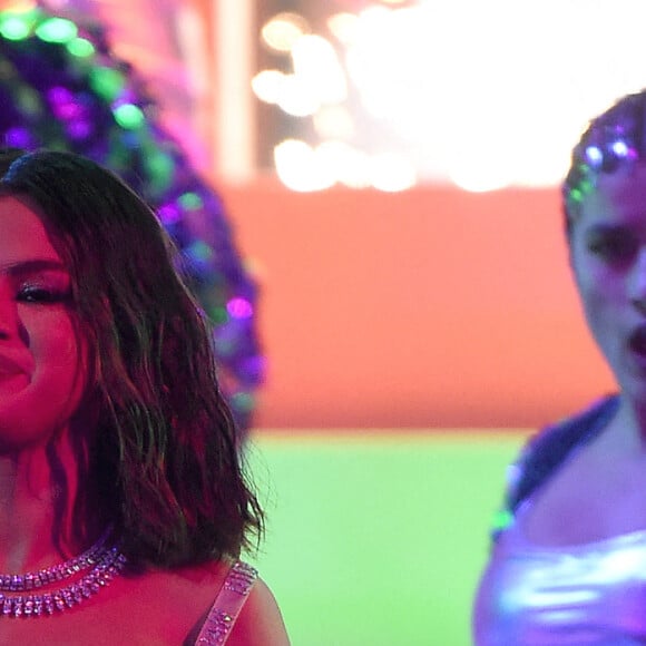 Selena Gomez anime la 47ème soirée annuelle des American Music Awards au Microsoft Theatre à Los Angeles, le 24 novembre 2019.