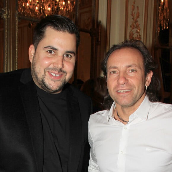 Artus, Philippe Candeloro - Soirée de lancement du film de l'association "Coucou Nous Voilou" à l'hôtel Le Meurice à Paris le 18 novembre 2019. © Philippe Baldini/Bestimage