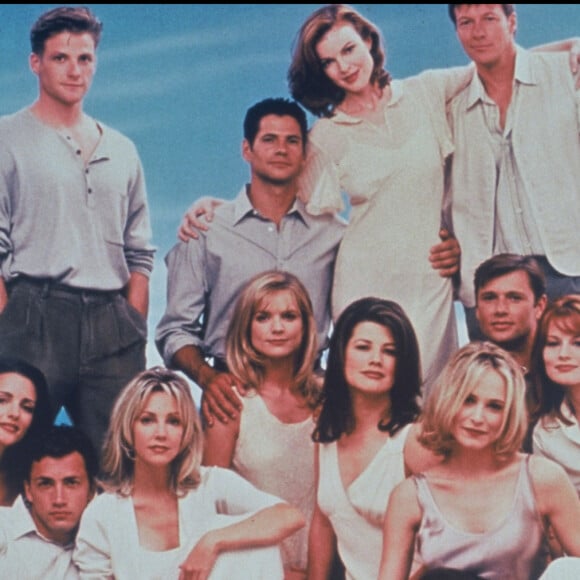 Archives - Photographie promotionnelle de la série "Melrose Place". 1992.