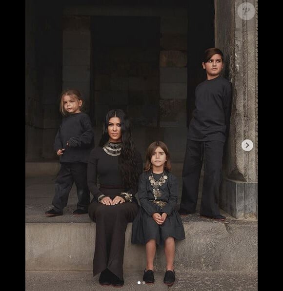 Kourtney Kardashian et ses enfants Reign Aston, Penelope et Mason. Novembre 2019.