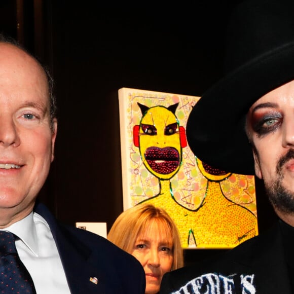 Exclusif - Le prince Albert II de Monaco, Boy George lors du vernissage de l'exposition de Boy George "Scarman and other imperfection" à la Galerie GM Design à Monaco le 15 novembre 2019. © Claudia Albuquerque / Bestimage