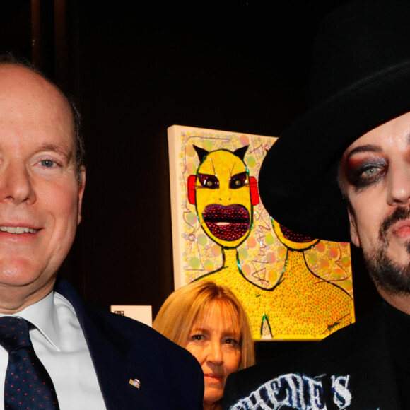 Exclusif - Le prince Albert II de Monaco, Boy George lors du vernissage de l'exposition de Boy George "Scarman and other imperfection" à la Galerie GM Design à Monaco le 15 novembre 2019. © Claudia Albuquerque / Bestimage