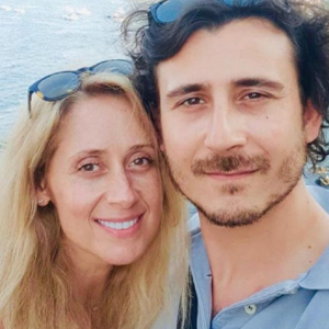 Lara Fabian en vacances en Sicile, avec son mari Gabriel. Le 2 août 2019.