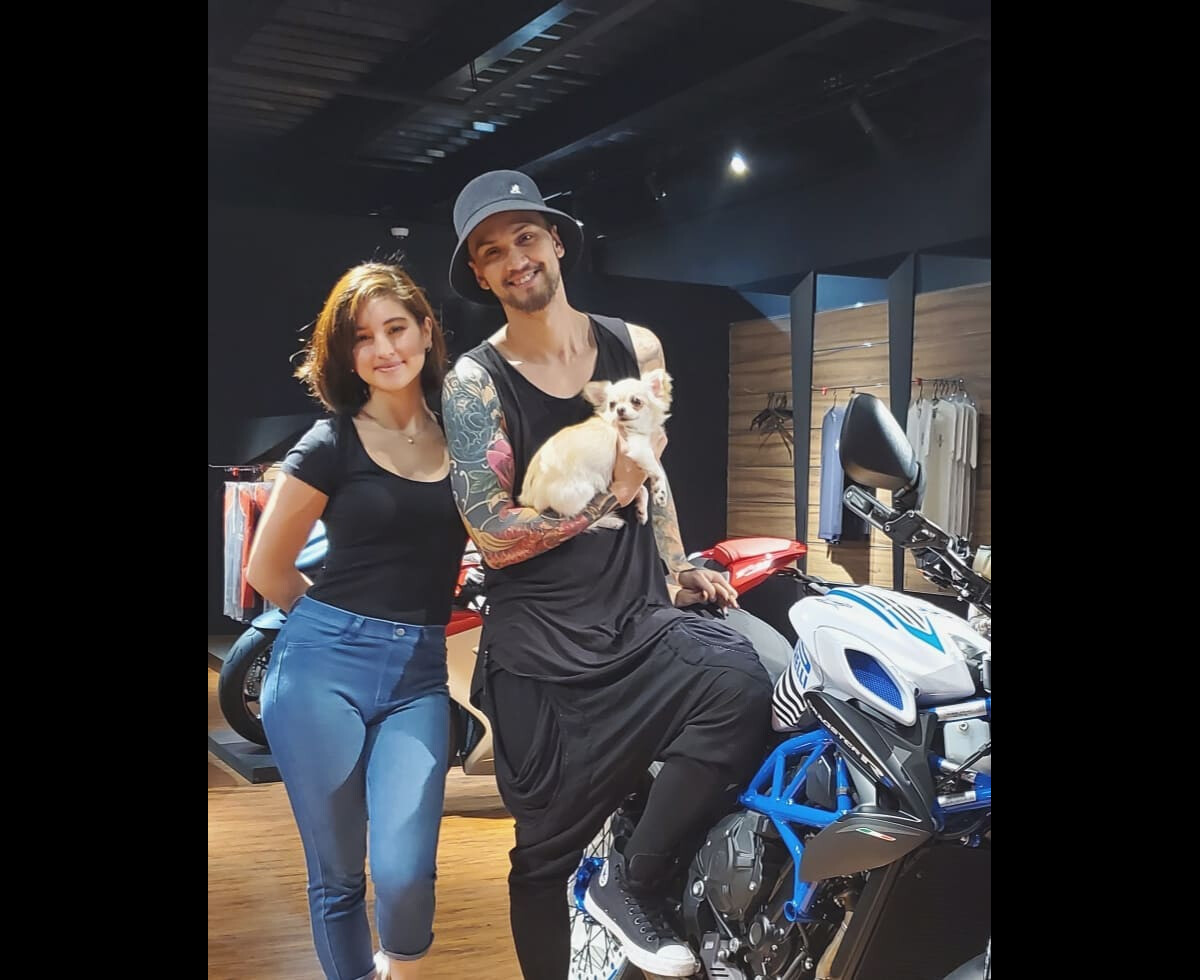 Billy Crawford : Le cadeau hors de prix offert par sa femme - Purepeople