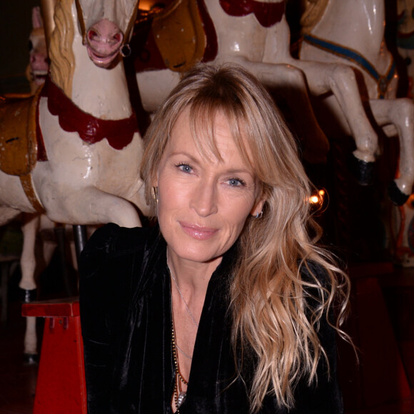 Estelle Lefébure assiste au dîner de Gala du Festival Series Mania au Musée des Arts Forains à Paris le 2 décembre 2019. © Pierre Perusseau - Rachid Bellak / Bestimage