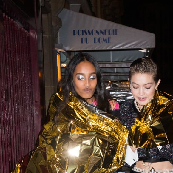 Les top models Gigi Hadid et Mona Tougaard ont participé au défilé Chanel Métiers d'Art et assisté au dîner de l'after-show. Paris, le 4 décembre 2019.