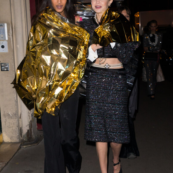 Les top models Gigi Hadid et Mona Tougaard ont participé au défilé Chanel Métiers d'Art et assisté au dîner de l'after-show. Paris, le 4 décembre 2019.
