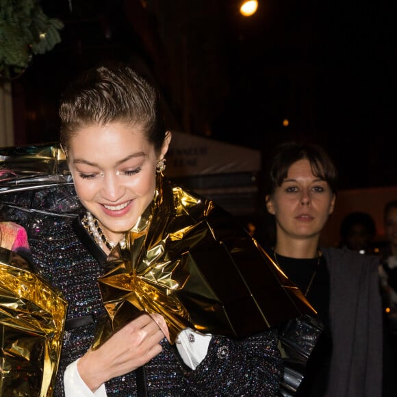 Les top models Gigi Hadid et Mona Tougaard ont participé au défilé Chanel Métiers d'Art et assisté au dîner de l'after-show. Paris, le 4 décembre 2019.