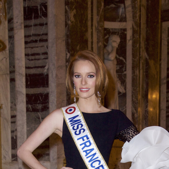 Miss France 2018 Maeva Coucke 18ème Soirée Charte de Paris contre le Cancer Professeur David Khayat. Chateau de Versailles, le 4 février 2018 © Julio Piatti - Dîner de gala de la Fondation Avec au Château de Versailles le 5 février 2018. La Fondation Avec est une fondation reconnue d'utilité publique, créée en 1997 par le professeur David Khayat, elle oeuvre dans le domaine de la lutte contre le cancer en menant des actions d'amélioration de la qualité de vie des patients, de recherche et de mobilisation internationale. La Fondation Avec concentre ses actions autour de trois grandes missions afin d'aider les patients à mieux vivre pendant et après leur combat contre le cancer. © Julio Piatti / Bestimage05/02/2018 - Versailles