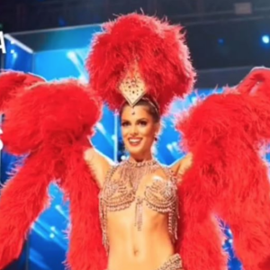 Lee costume de Maëva Coucke pour l'élection de Miss Univers 2019 le 8 décembre 2019.