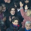 Stéphane Bak, Timothée Chalamet, Florence Pugh dans les tribunes lors du match de Champions League "PSG - Galatasaray (5-0)" au Parc des Princes à Paris, le 11 décembre 2019. © Cyril Moreau/Bestimage