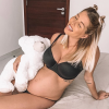 Jessica Thivenin partage des photos pendant sa première grossesse (été 2019).