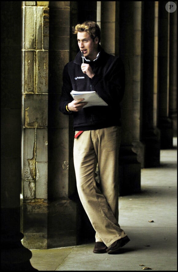 Le prince William, étudiant à l'université de St Andrews, en Ecosse, en 2004.
