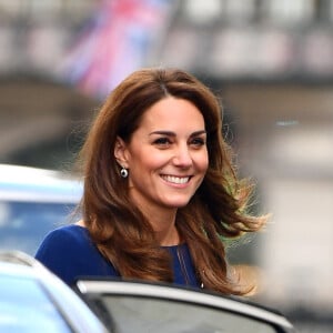 Le prince William, duc de Cambridge, et Kate Middleton, duchesse de Cambridge, assistent au lancement de l'association caritative "National Emergencies Trust" à l'Eglise St Martin-in-the-Fields à Londres, le 7 novembre 2019.