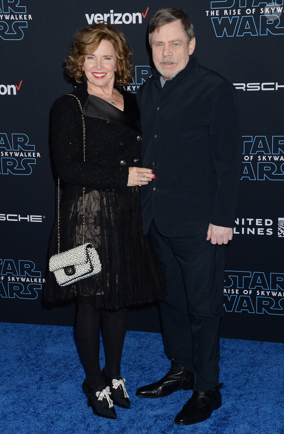 Mark Hamill et sa femme Marilou York assistent à l'avant-première de Star Wars: The Rise Of Skywalker au El Capitan Theatre. Hollywood, Los Angeles, le 16 décembre 2019.